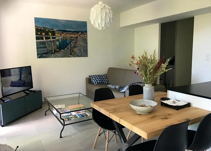 Appartement d\'une chambre avec vue sur la mer terrasse amenagee et wifi a Bastia a 2 km de la plage